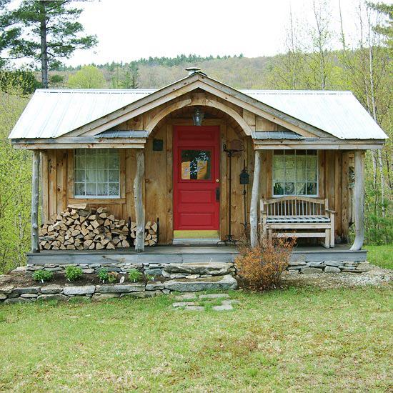 A pretty woodland cabin
